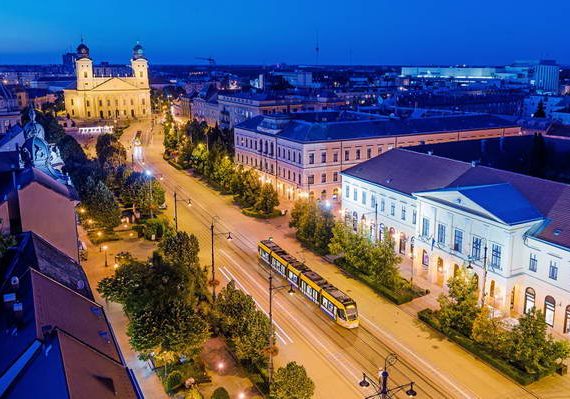 Debrecen lakberendezés építőipar